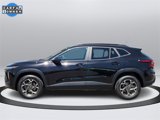 Used 2025 Chevrolet Trax LT image 2