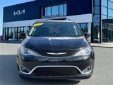 Used 2019 Chrysler Pacifica Touring-L image 2
