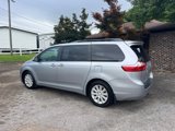Used 2015 Toyota Sienna XLE image 2