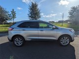 Used 2019 Ford Edge Titanium image 5