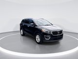 Used 2017 Kia Sorento LX w/ LX Convenience Package image 2