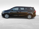 Used 2017 Kia Sedona LX image 2