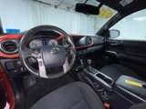 Used 2017 Toyota Tacoma TRD Sport image 3