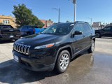 Used 2016 Jeep Cherokee Sport image 3