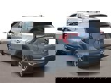 Used 2024 GMC Terrain SLT image 3