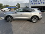 Used 2022 Lincoln Nautilus Reserve image 3