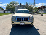 Used 2011 Jeep Grand Cherokee Laredo image 2