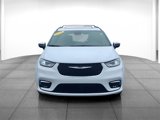 Used 2023 Chrysler Pacifica Limited image 2