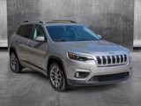 Used 2020 Jeep Cherokee Latitude Plus image 3