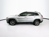 Used 2019 Jeep Cherokee Latitude Plus image 4
