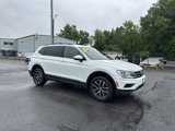 Certified 2021 Volkswagen Tiguan SE image 3