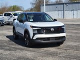 New 2025 Nissan Kicks SR image 3