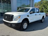 Used 2017 Nissan Titan S image 2