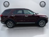Used 2018 Ford Explorer Platinum image 2