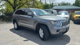 Used 2012 Jeep Grand Cherokee Laredo w/ Laredo E Group image 4
