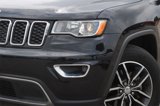 Used 2017 Jeep Grand Cherokee Limited image 2