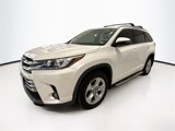 Used 2017 Toyota Highlander Limited image 3