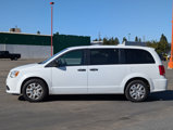Used 2020 Dodge Grand Caravan SE image 4