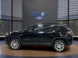 Used 2023 Jeep Compass Latitude image 4