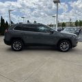 Used 2021 Jeep Cherokee Latitude Lux image 2