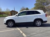 Used 2015 Kia Sorento LX image 4