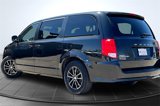 Used 2016 Dodge Grand Caravan SE image 4