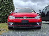 Used 2017 Volkswagen Golf Alltrack S image 2
