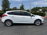 Used 2017 Ford Focus SE image 2