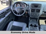 Used 2016 Dodge Grand Caravan SXT image 4
