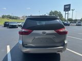 Used 2020 Toyota Sienna XLE image 3