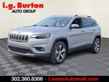 Used 2019 Jeep Cherokee Limited w/ Luxury Group image 3