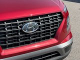 Used 2025 Hyundai Venue SE image 5