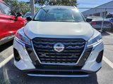 Used 2023 Nissan Kicks SV image 2