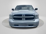 Used 2018 RAM 1500 Classic SLT image 3