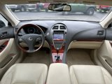 Used 2011 Lexus ES 350 image 2