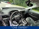 Used 2019 Jeep Cherokee Latitude Plus image 2