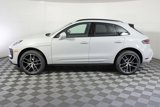 Used 2025 Porsche Macan image 2