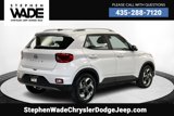 Used 2023 Hyundai Venue SEL w/ Cargo Package image 5