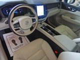Used 2023 Volvo XC60 B5 Core image 5