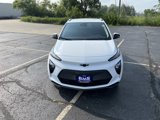 Used 2023 Chevrolet Bolt EUV LT image 2