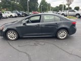 Used 2022 Toyota Corolla LE image 3