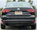 Used 2017 Volkswagen Jetta SE image 4