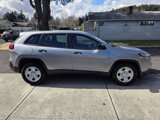 Used 2015 Jeep Cherokee Sport image 4