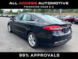 Used 2018 Ford Fusion SE image 4