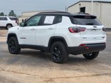 Used 2024 Jeep Compass Trailhawk image 4