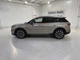Used 2020 Lincoln Corsair Reserve w/ Rear Removable Package Tray image 2
