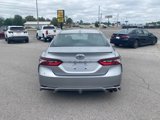 Used 2022 Toyota Camry SE image 5