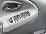 Used 2004 Chevrolet Tracker 2WD w/ Preferred Equipment Group image 4