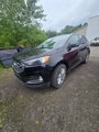 Used 2022 Ford Edge Titanium image 2