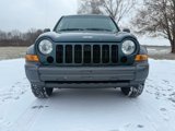 Used 2005 Jeep Liberty Sport image 2